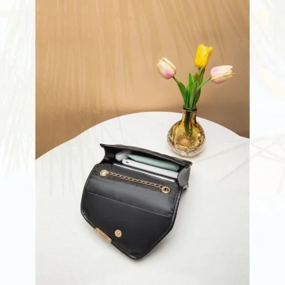 New Quilted Square Bag Black 75 - Picture 3 of 4